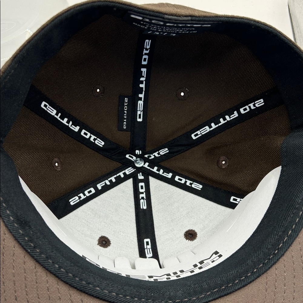 Brown Fitted baseball Cap. Brand new.  Never worn - Picture 9 of 14